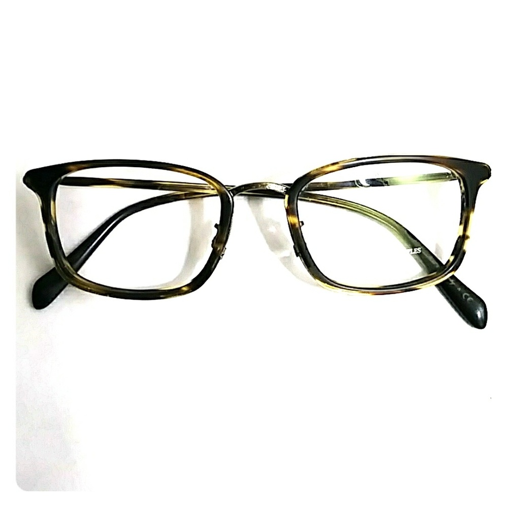 Oliver Peoples
